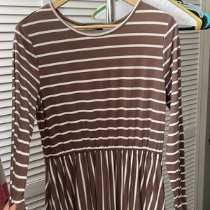 Large brown striped maxi dress long sleeve